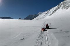 07B Panoramic View Of Knutsen Peak, Mount Epperly And The Ridge Of Mount Shinn And Branscomb Peak On The Climb To Vinson Low Camp.jpg